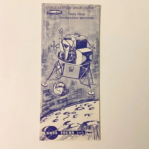 Vintage John F Kennedy Space Center Nasa  Tour Information Travel Brochure - Picture 1 of 12